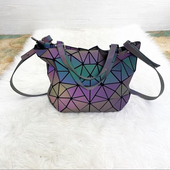 Hot One Geometric Luminous Shoulder Bag with Crossbody Strap - Picture 3 of 16